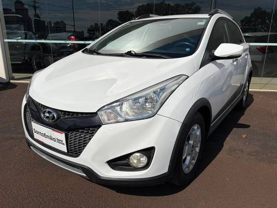 HYUNDAI HB20X 1.6 16V PREMIUM FLEX 4P AUTOMÁTICO HYUNDAI HB20X 1.6 16V PREMIUM FLEX 4P AUTOMÁTICO
